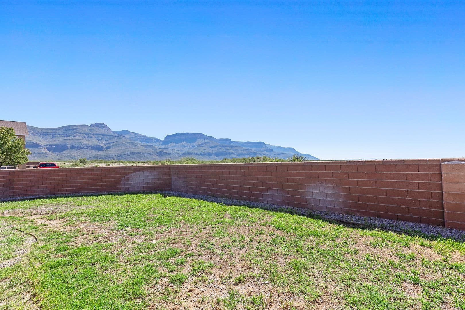 Alamogordo House: 370 Bosque