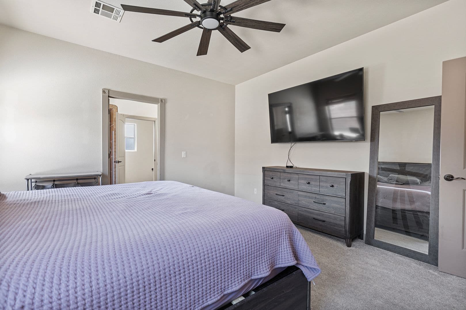 Alamogordo House: 3800 Wood Loop