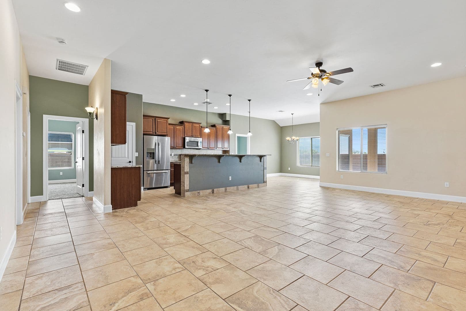 Alamogordo House: 370 Bosque