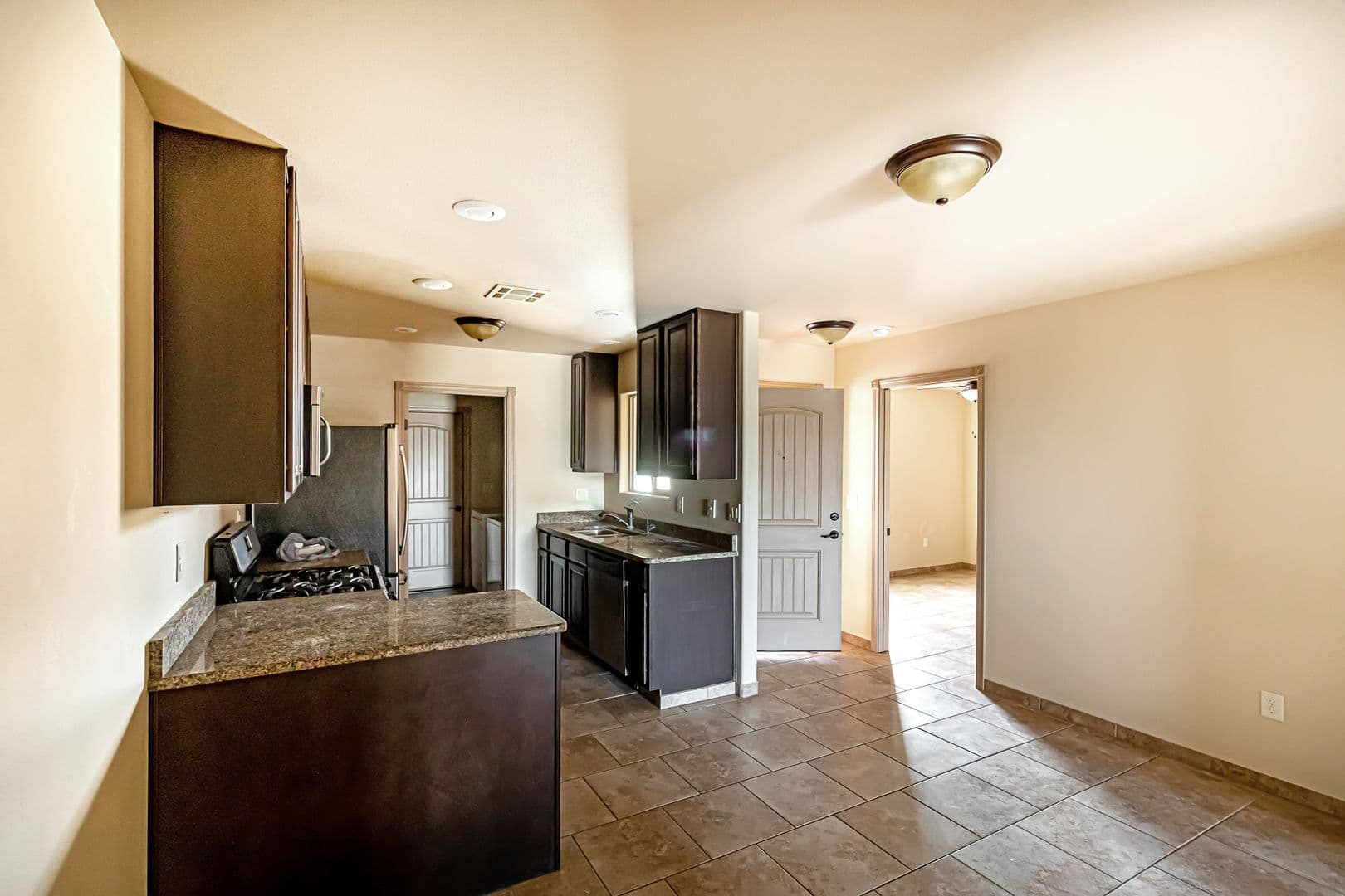 Alamogordo House: 368 Bandolier #B