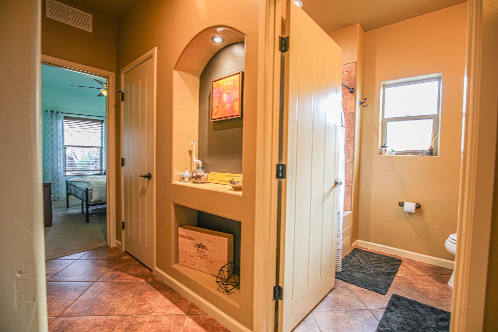 Alamogordo House: 557 Tierra Bella Dr