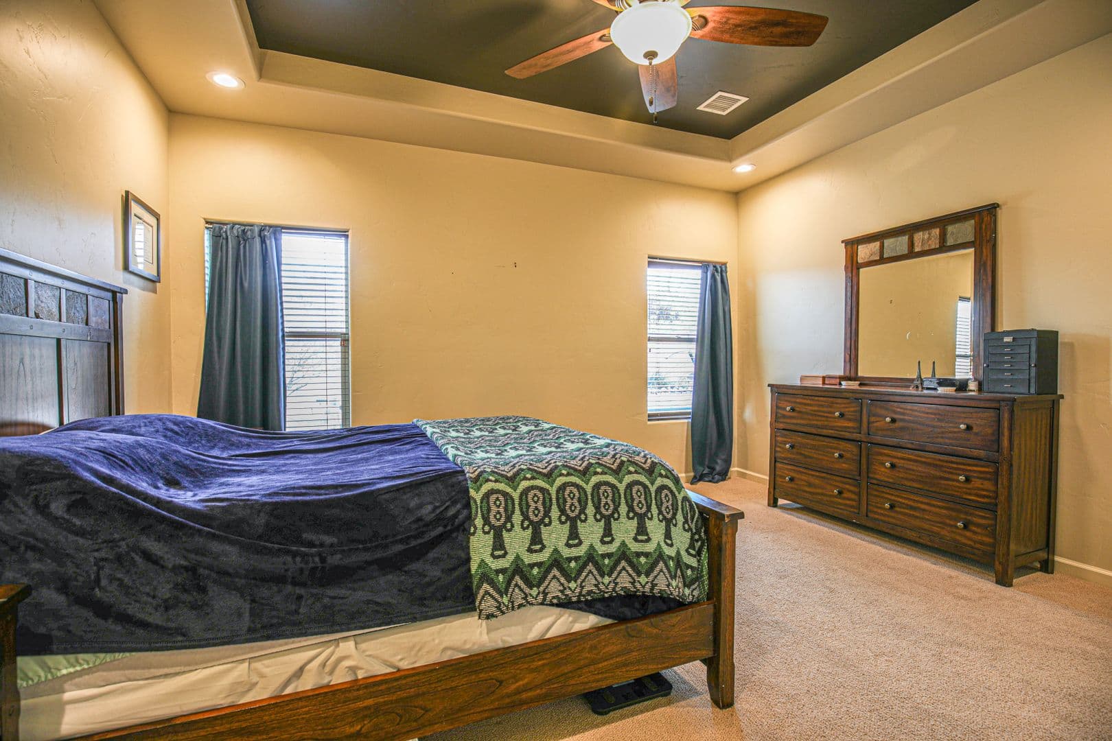 Alamogordo House: 557 Tierra Bella Dr