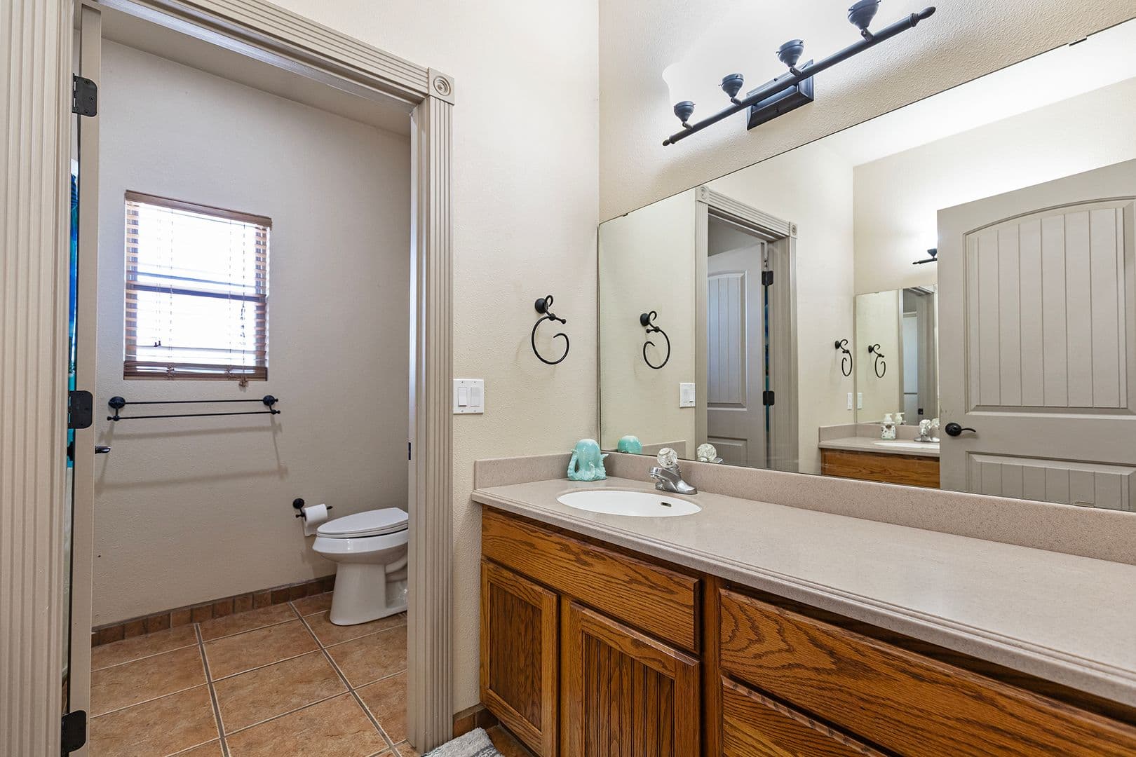 Alamogordo House: 3800 Wood Loop