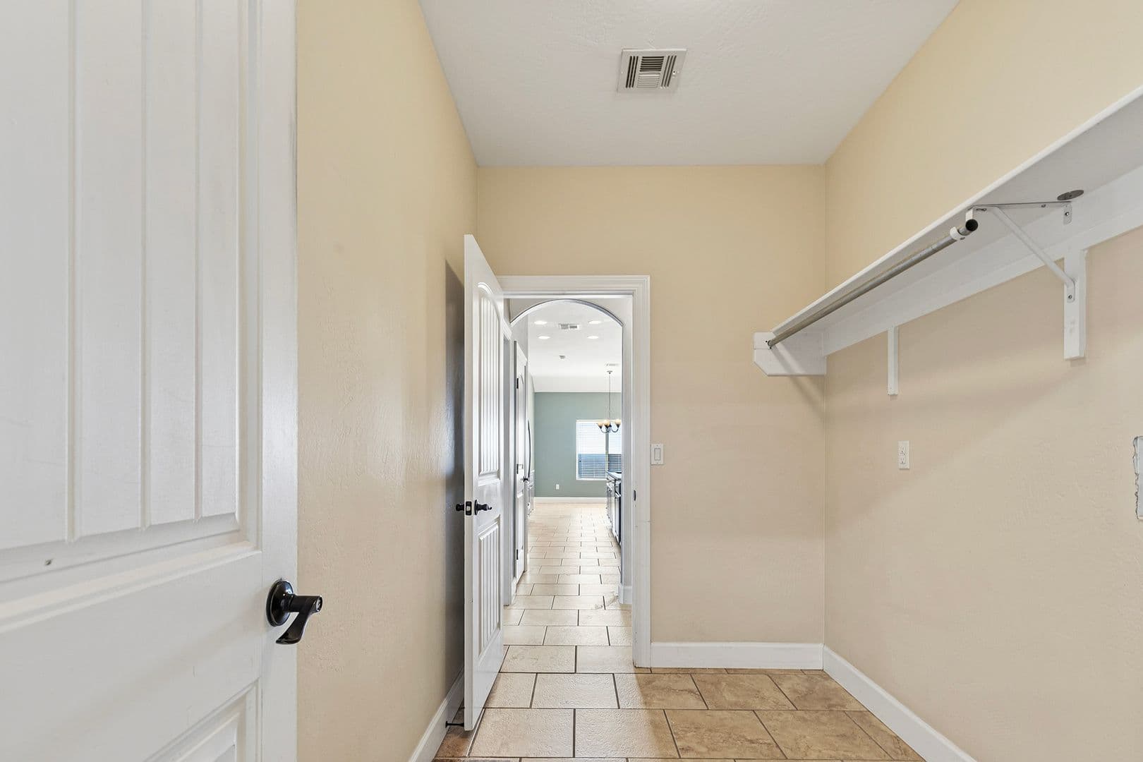Alamogordo House: 370 Bosque