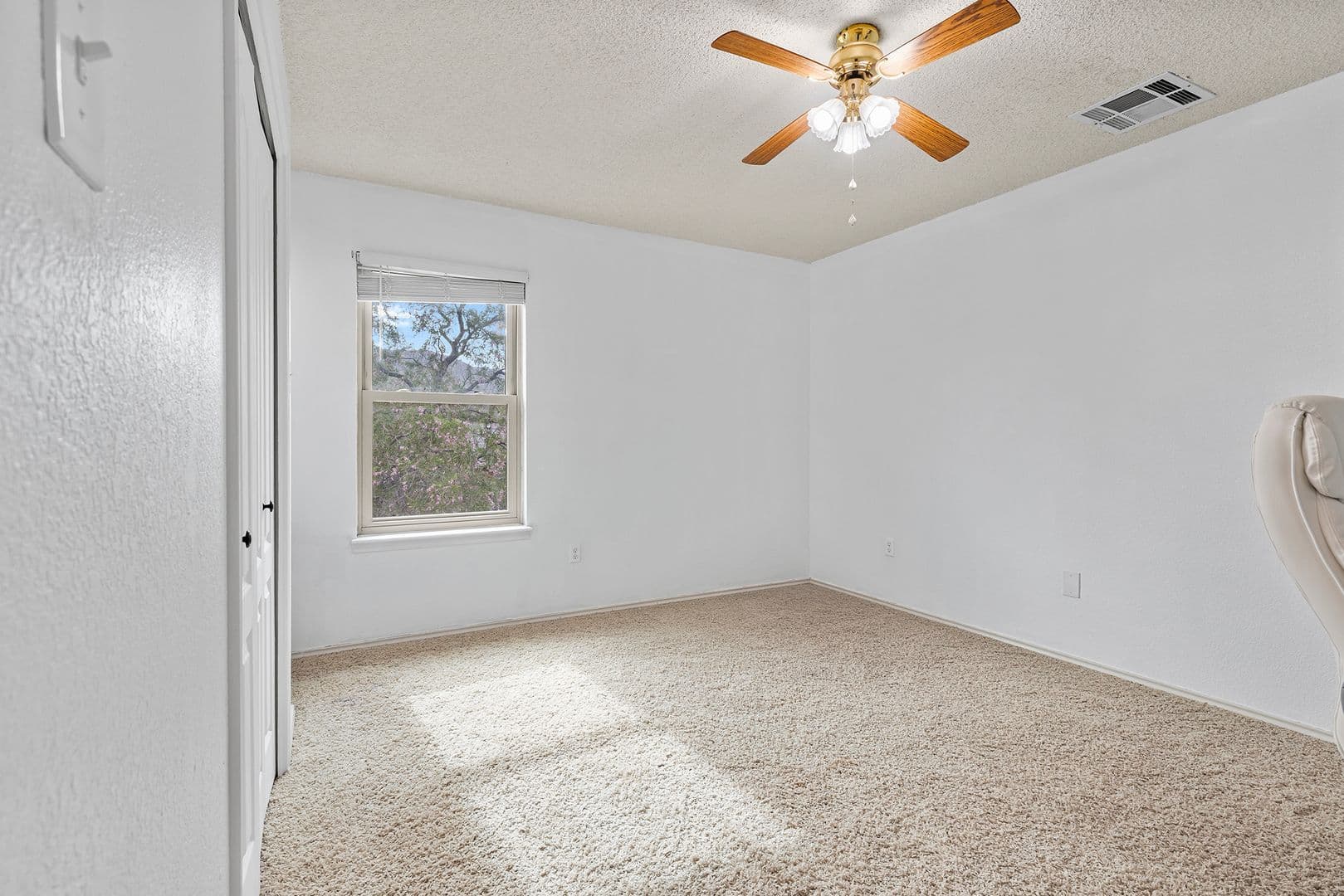 Alamogordo House: 3736 Mosswood