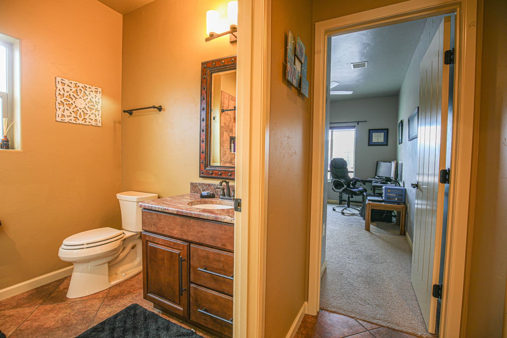 Alamogordo House: 557 Tierra Bella Dr