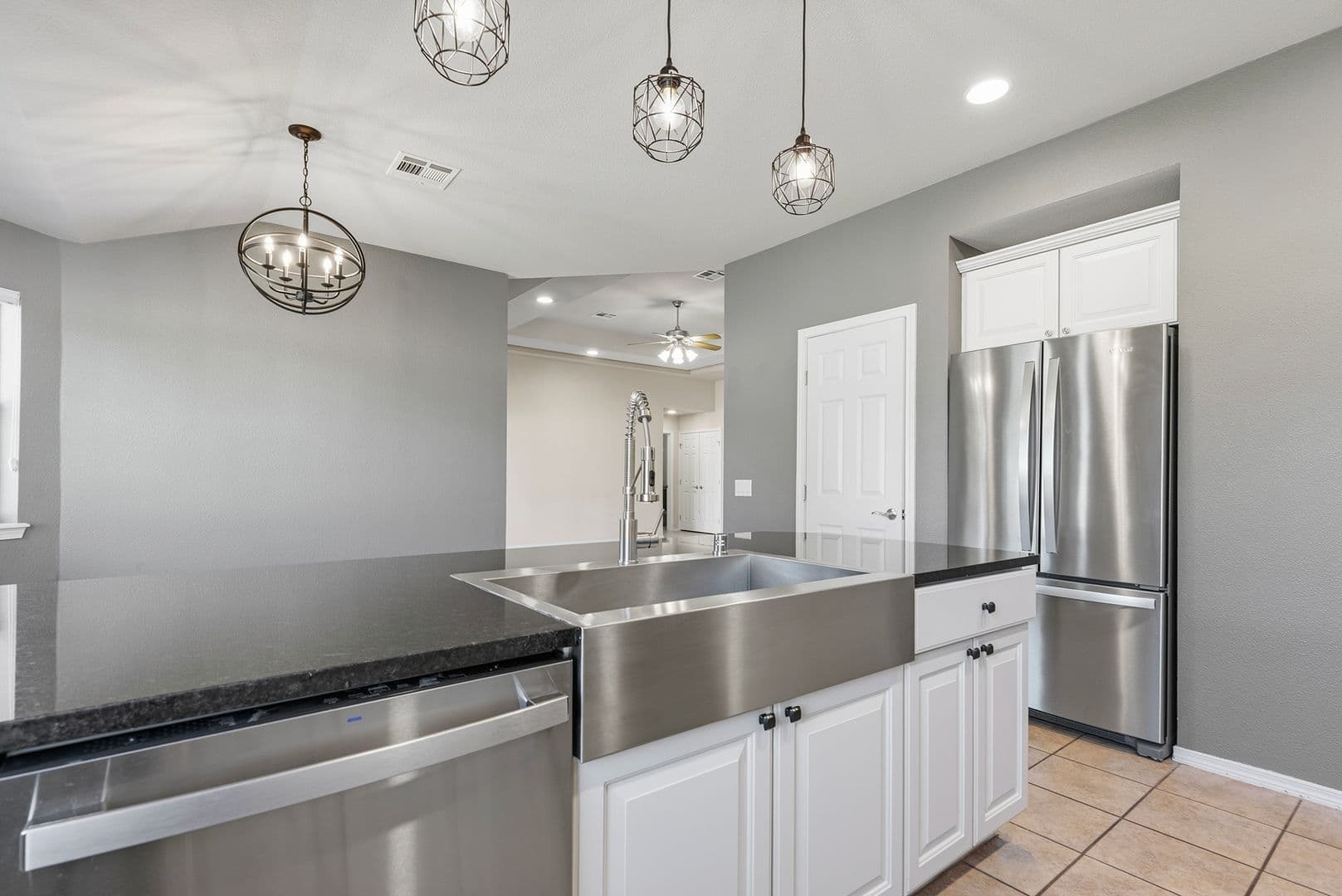 Alamogordo House: 441 Camino Real
