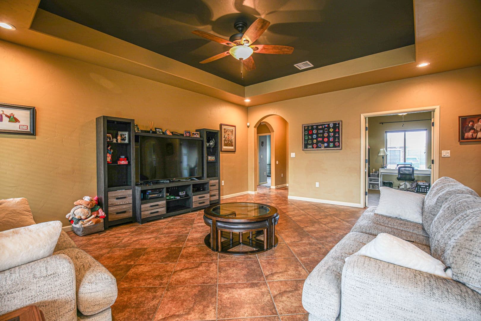 Alamogordo House: 557 Tierra Bella Dr