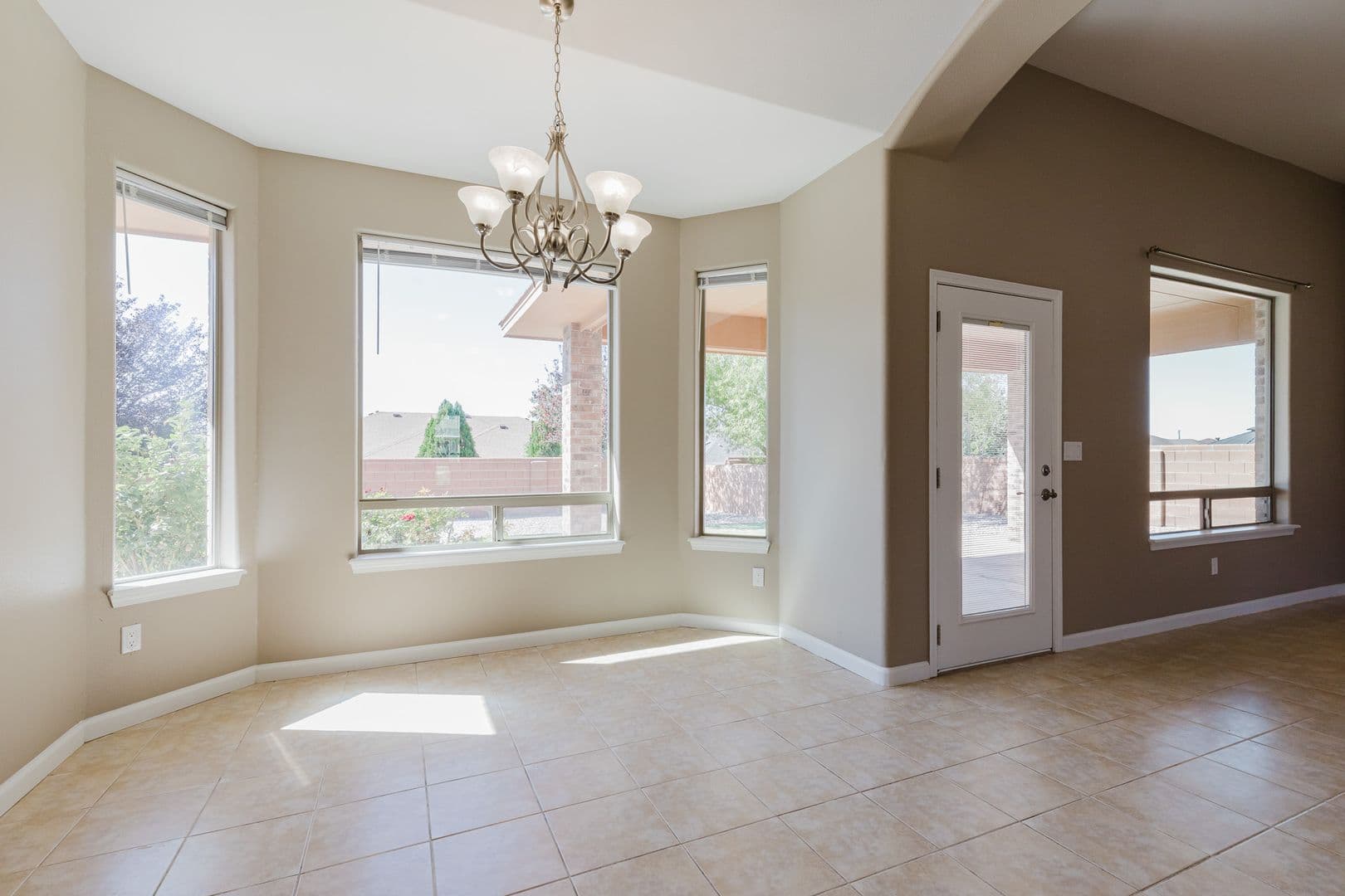 Alamogordo House: 4060 Wood Lp