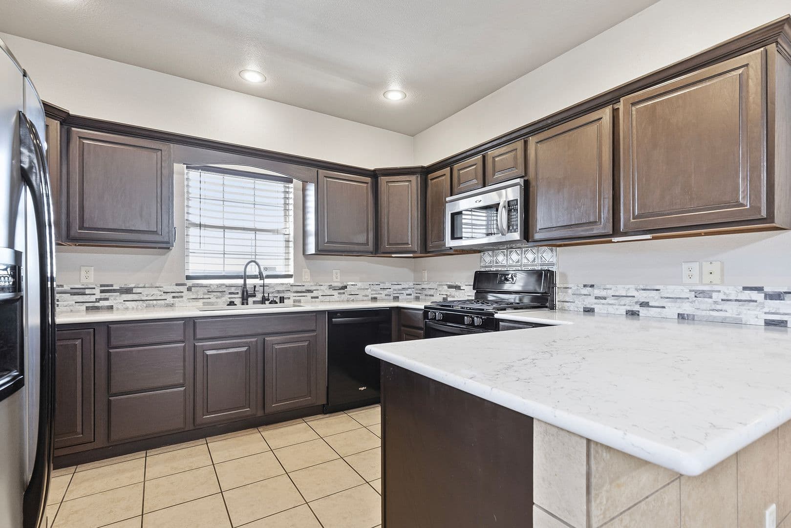 Alamogordo House: 944 Arroyo Seco