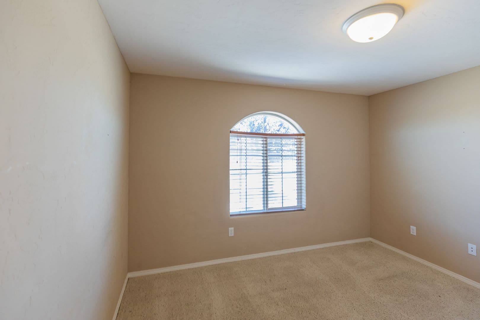 Alamogordo House: 1491 Tierra Royas