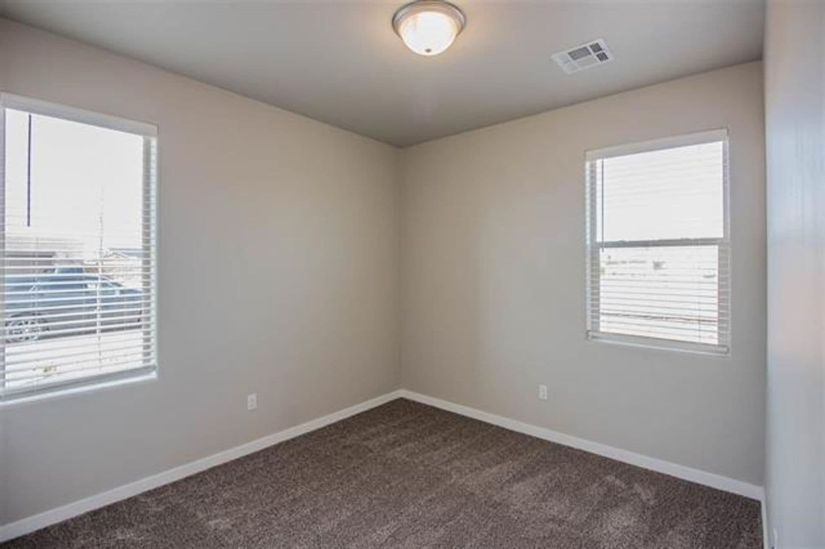 Alamogordo House: 3604 Red Arroyo Dr