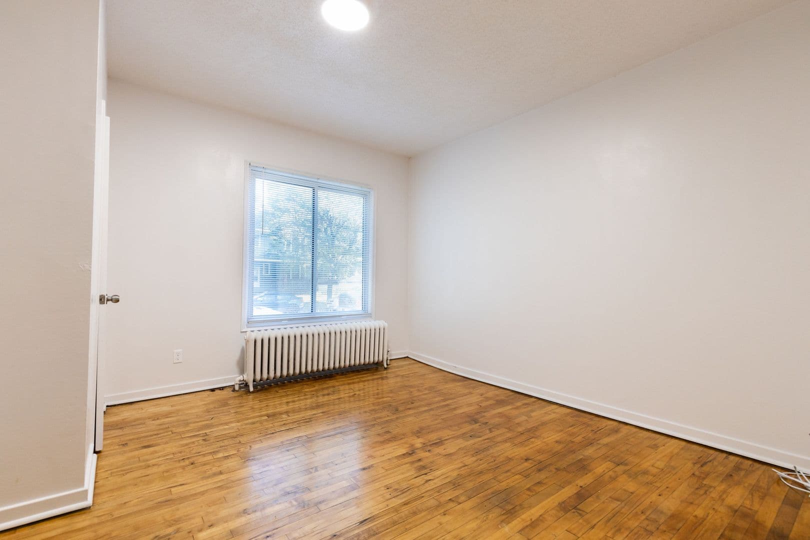 Minneapolis Apartment: 1406 15th Ave N