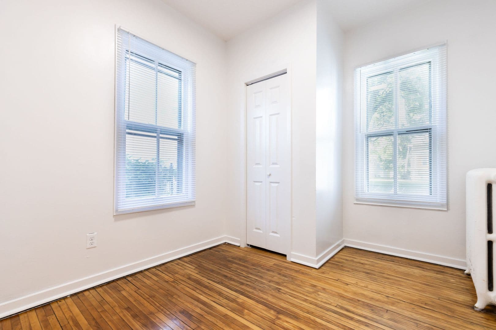 Minneapolis Apartment: 1406 15th Ave N