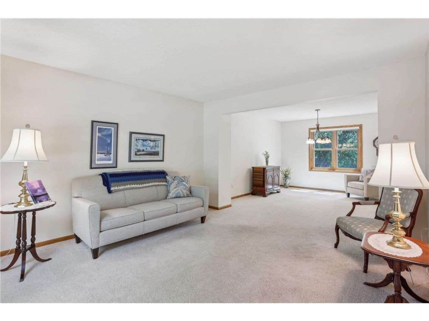 Woodbury House: 8671 Pheasant Run Road