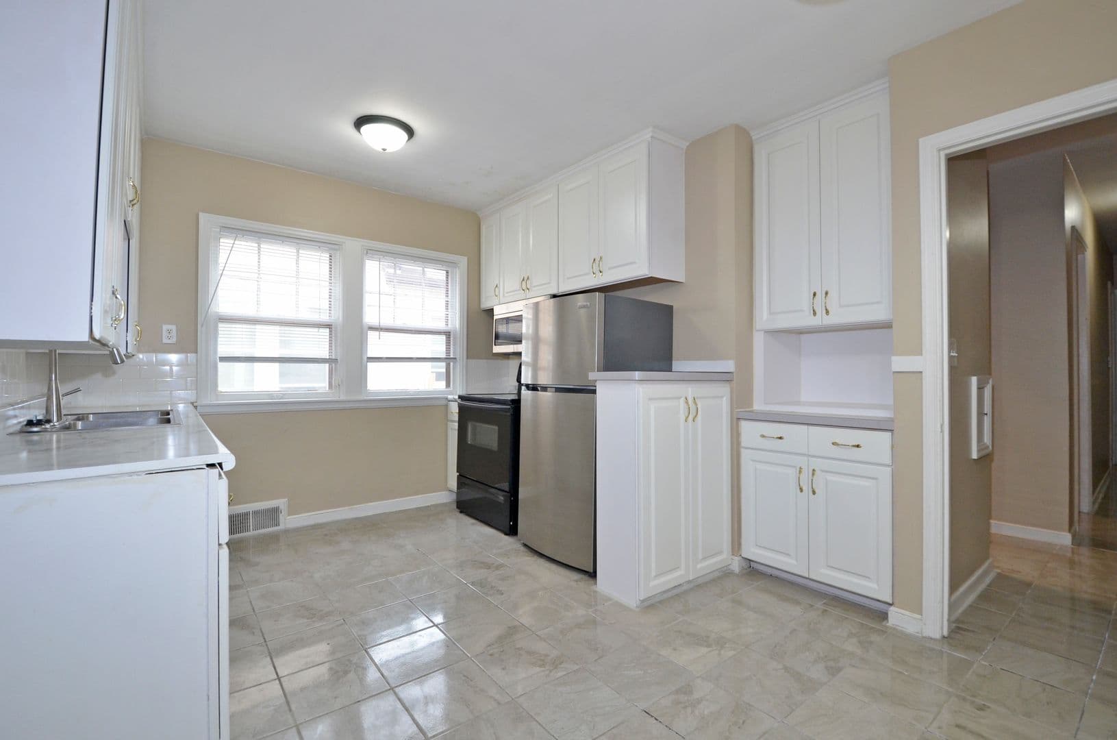 Minneapolis Apartment: 4329-4331 Thomas ave N