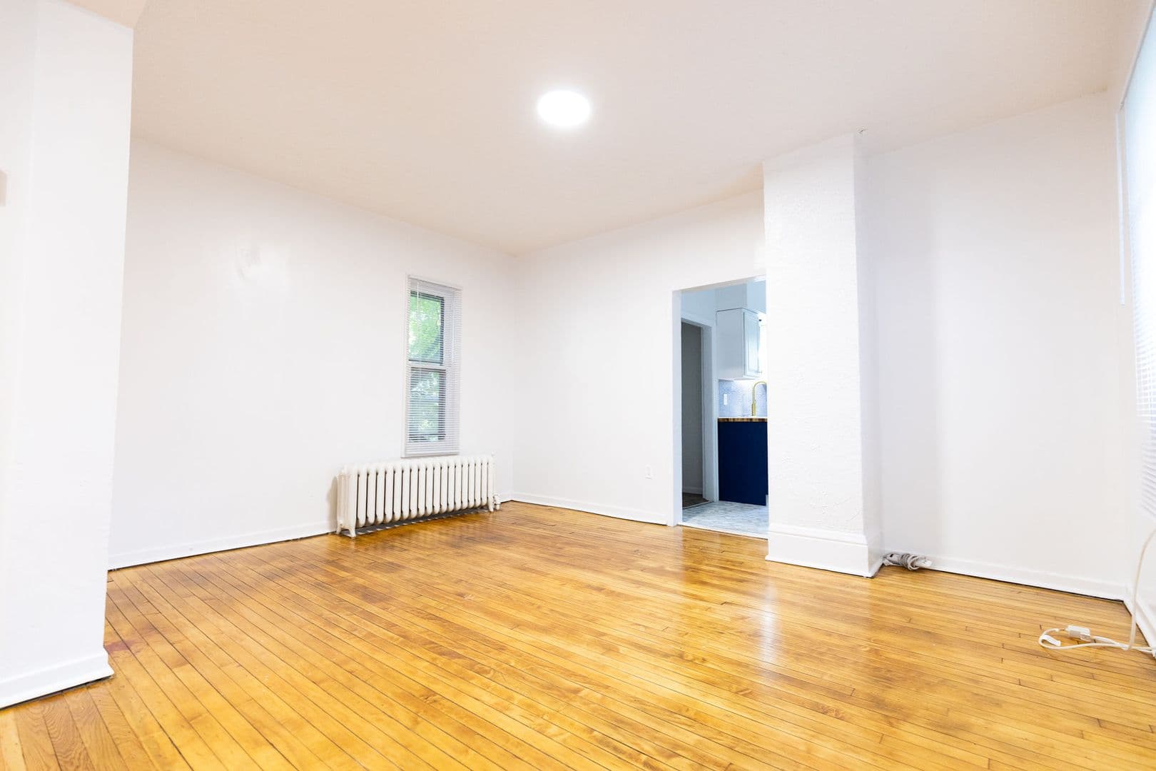 Minneapolis Apartment: 1406 15th Ave N