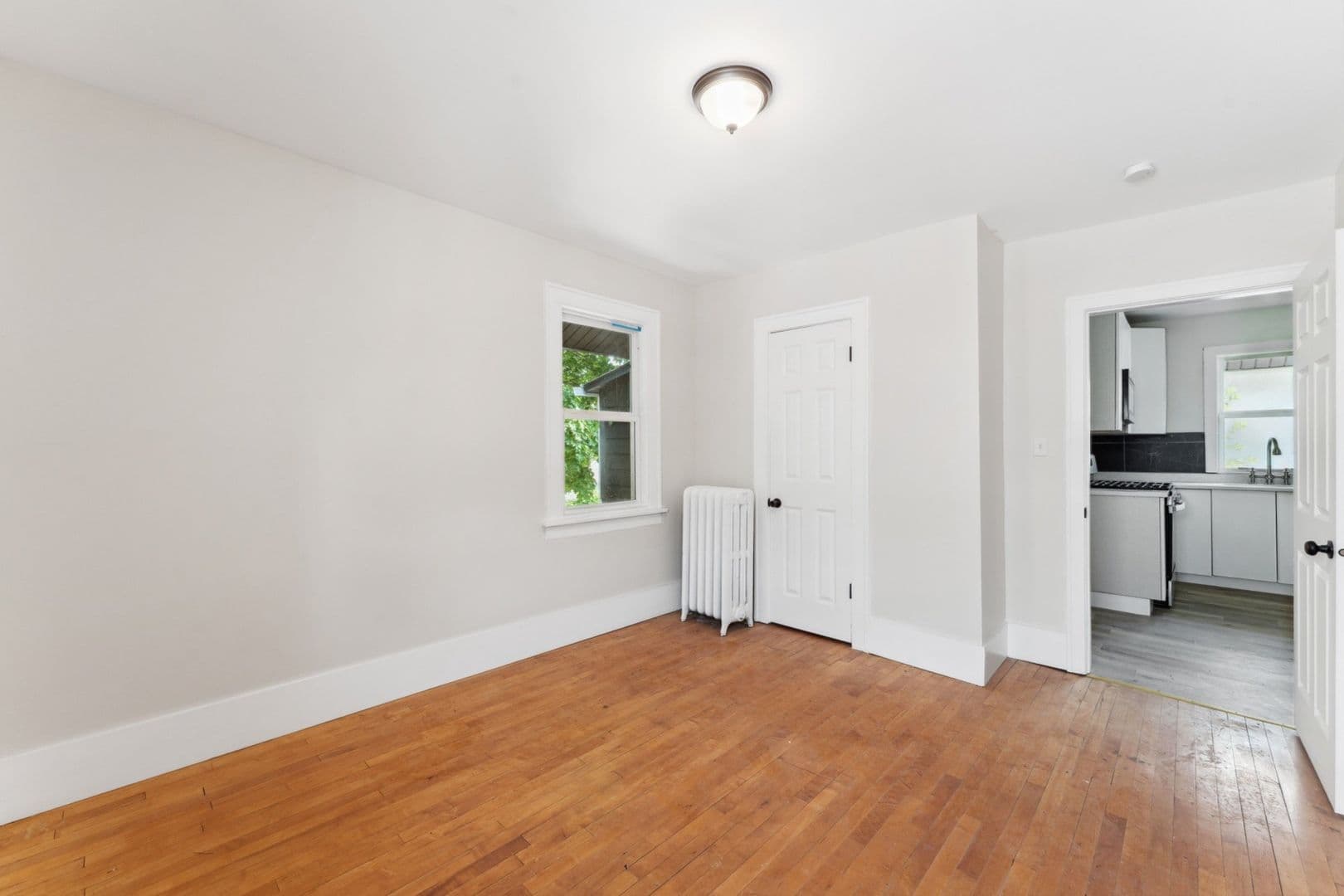 St Paul Apartment: 987 Dayton Ave