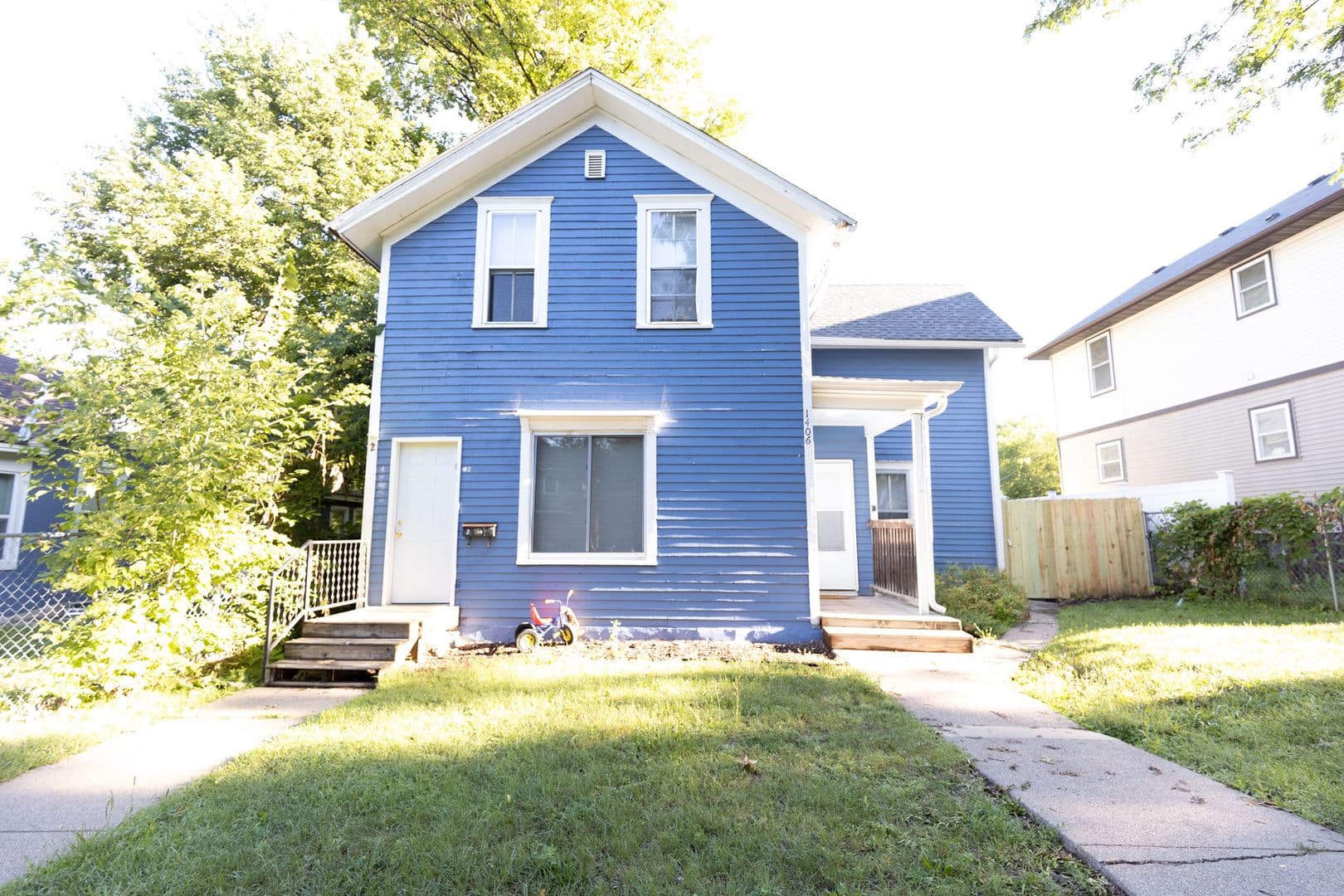 Minneapolis Apartment: 1406 15th Ave N
