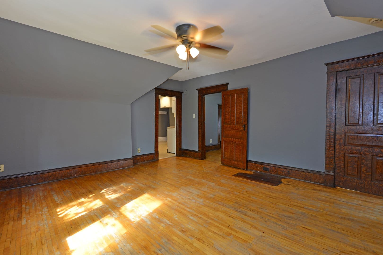 Minneapolis Apartment: 2630 Grand ST NE