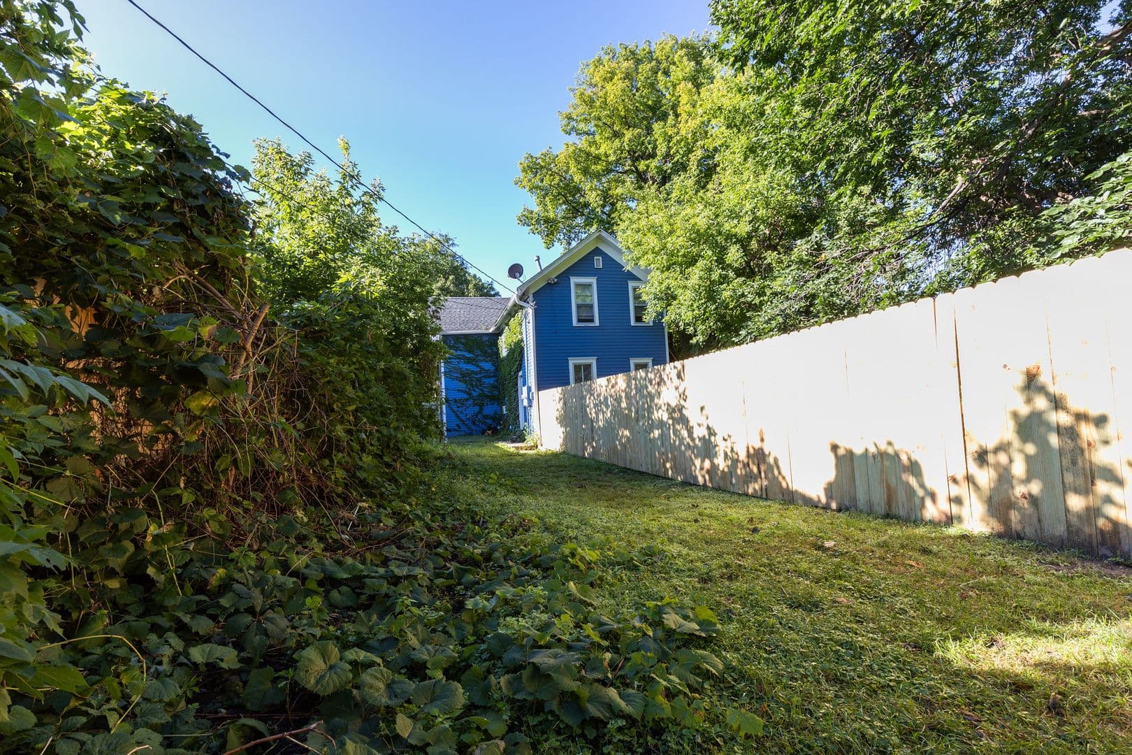 Minneapolis Apartment: 1406 15th Ave N