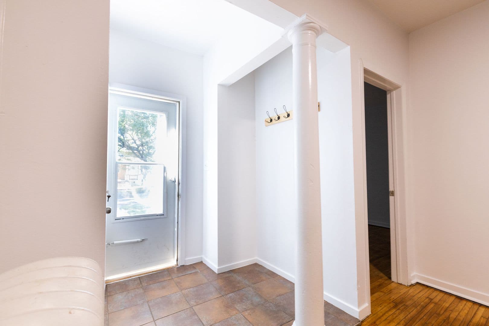 Minneapolis Apartment: 1406 15th Ave N