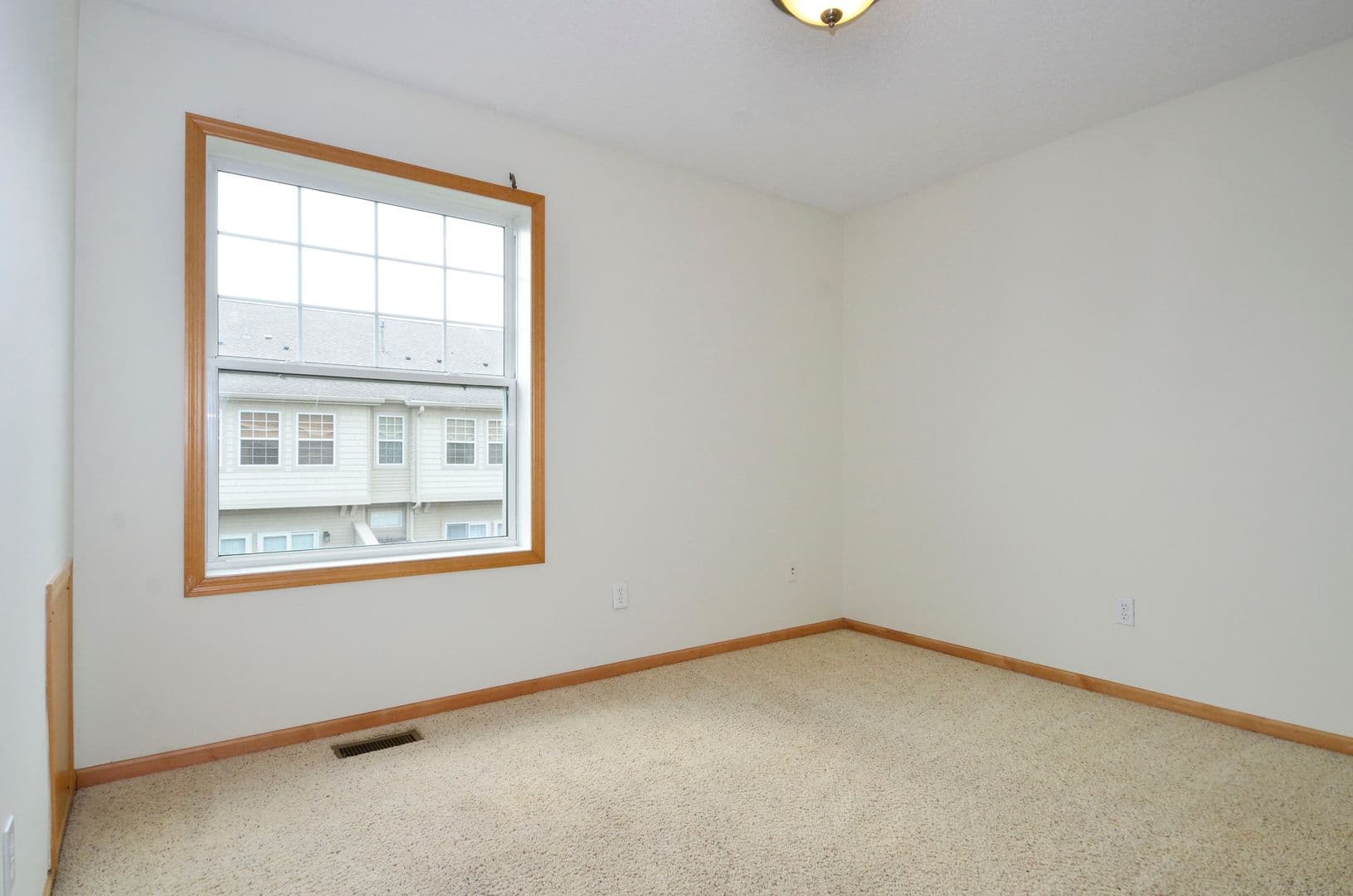 Blaine Townhome: 11296 Baltimore St NE, Unit B