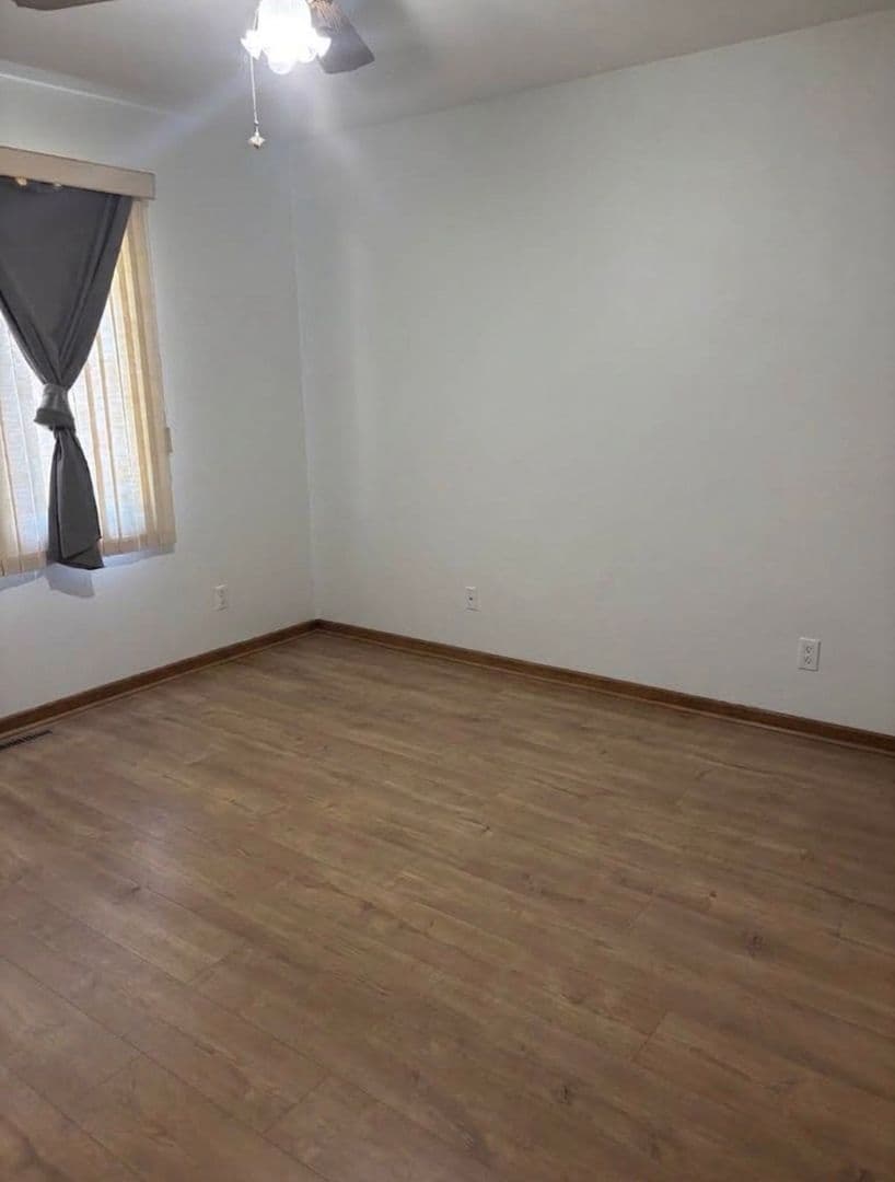 Mankato House: 106 Merlin Circle