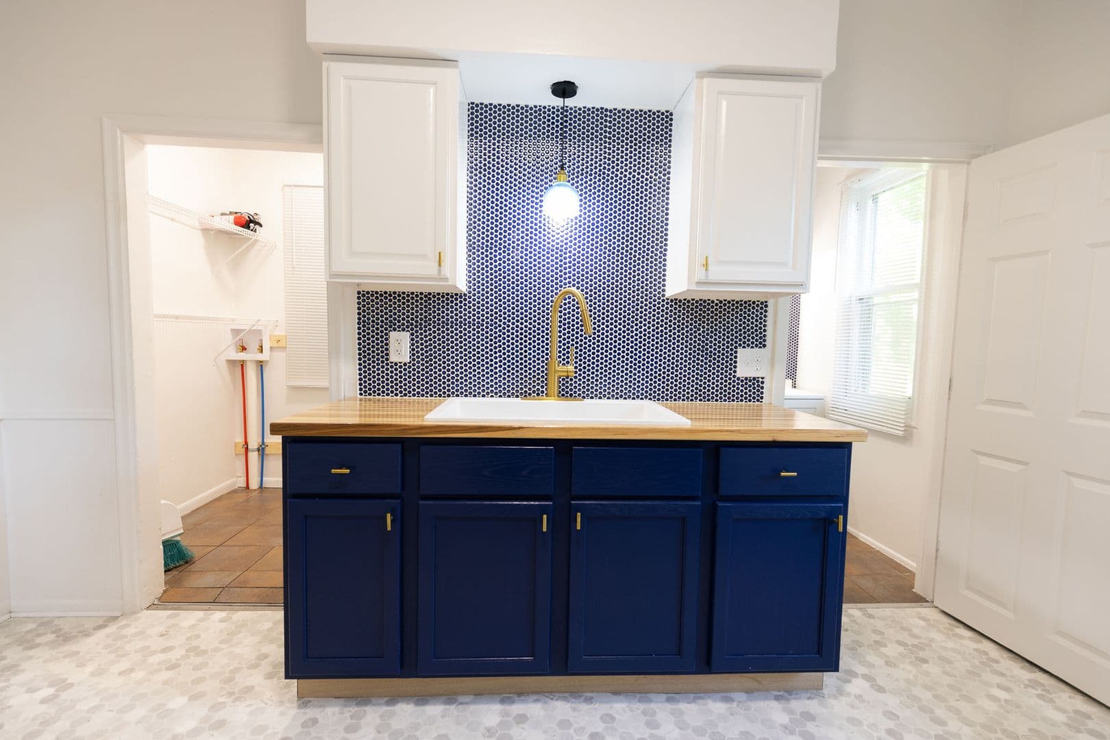 Minneapolis Apartment: 1406 15th Ave N