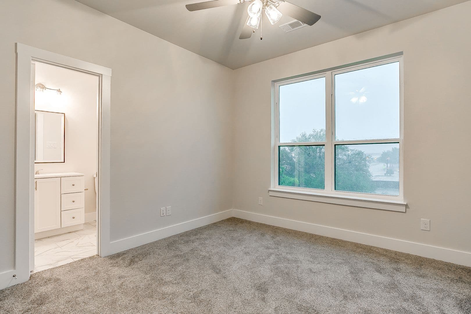 Fort Worth Apartment: 3145 Forest Park Blvd