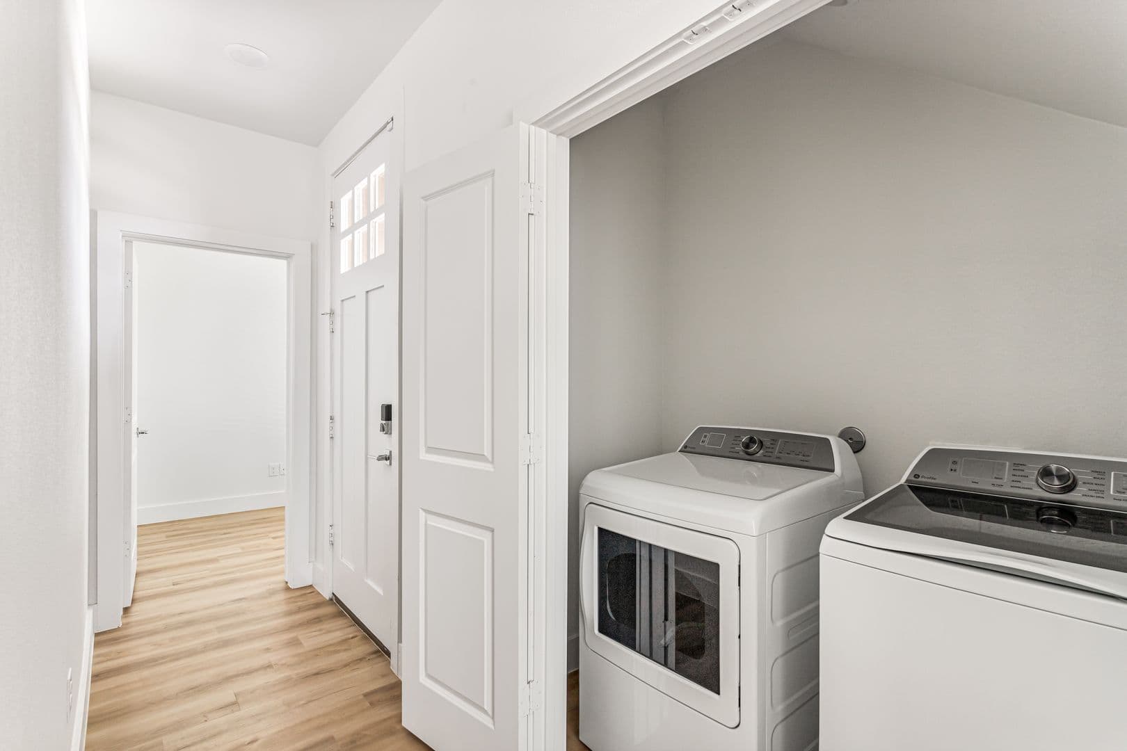Fort Worth Apartment: 2505 Benbrook Blvd