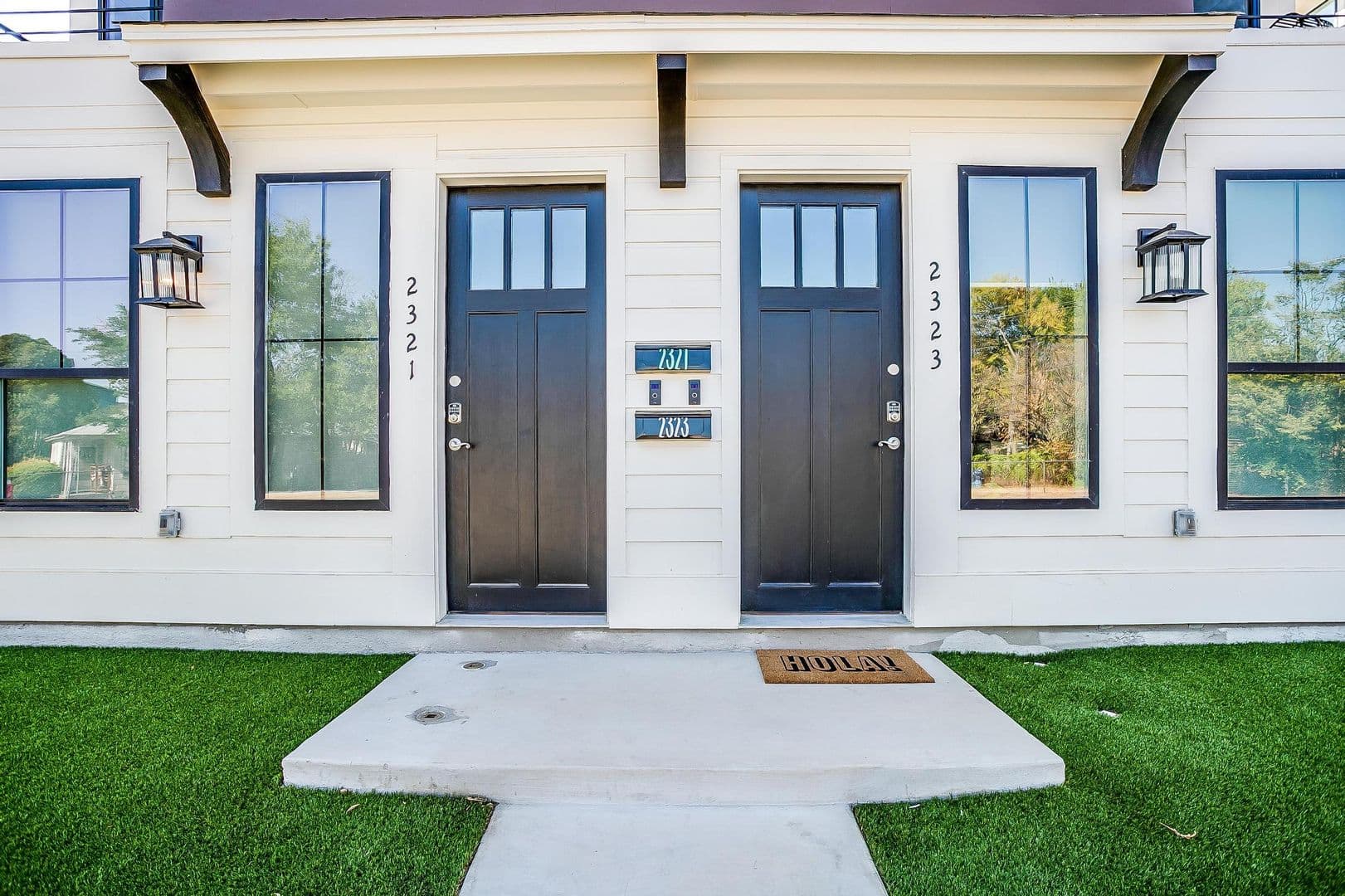 Fort Worth Apartment: 2323 Benbrook Blvd