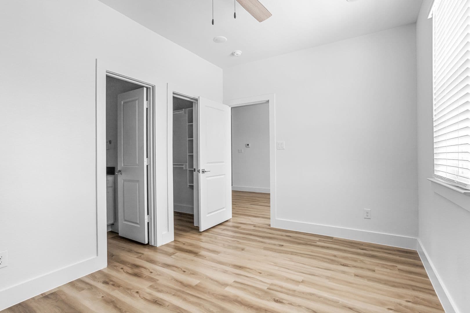 Fort Worth Apartment: 2509 Benbrook Blvd