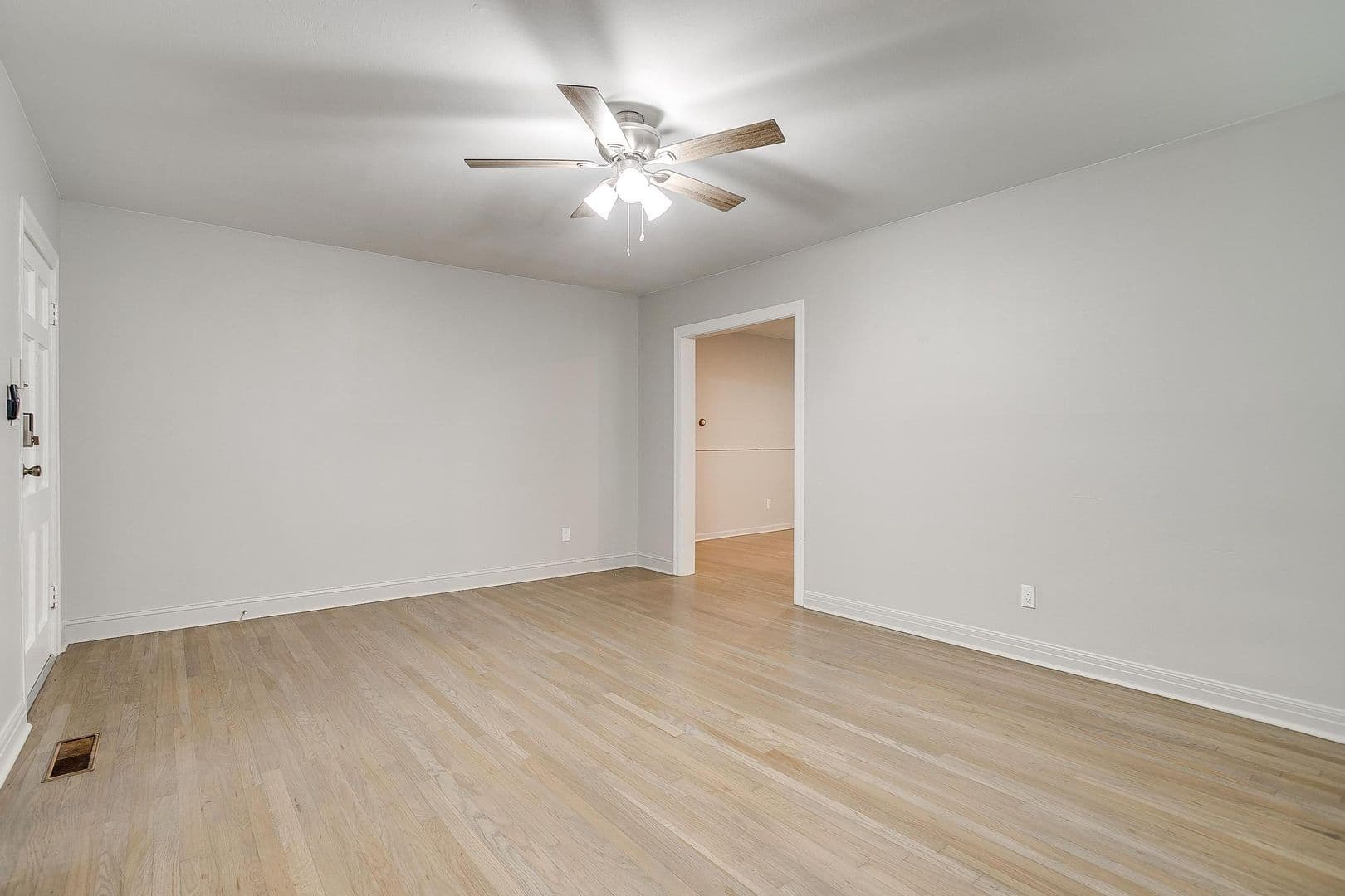 Fort Worth Apartment: 3624 Winston Rd