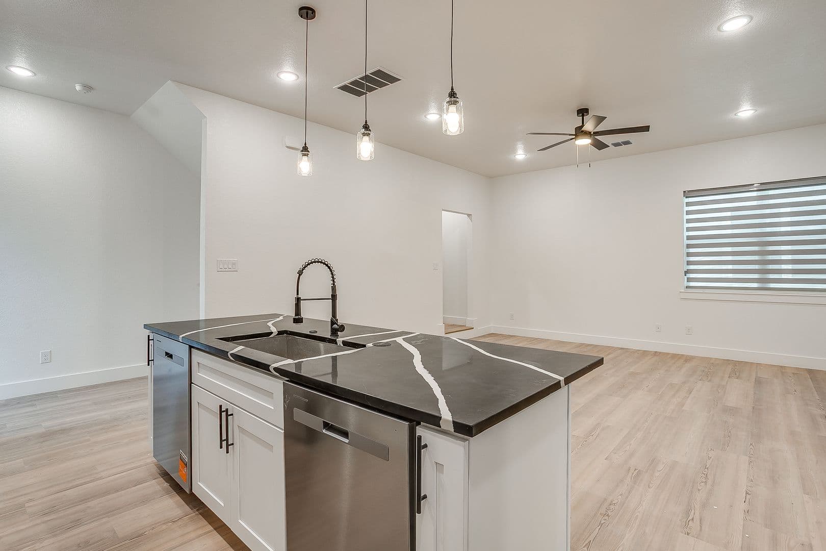 Fort Worth Apartment: 2820 Wayside Ave
