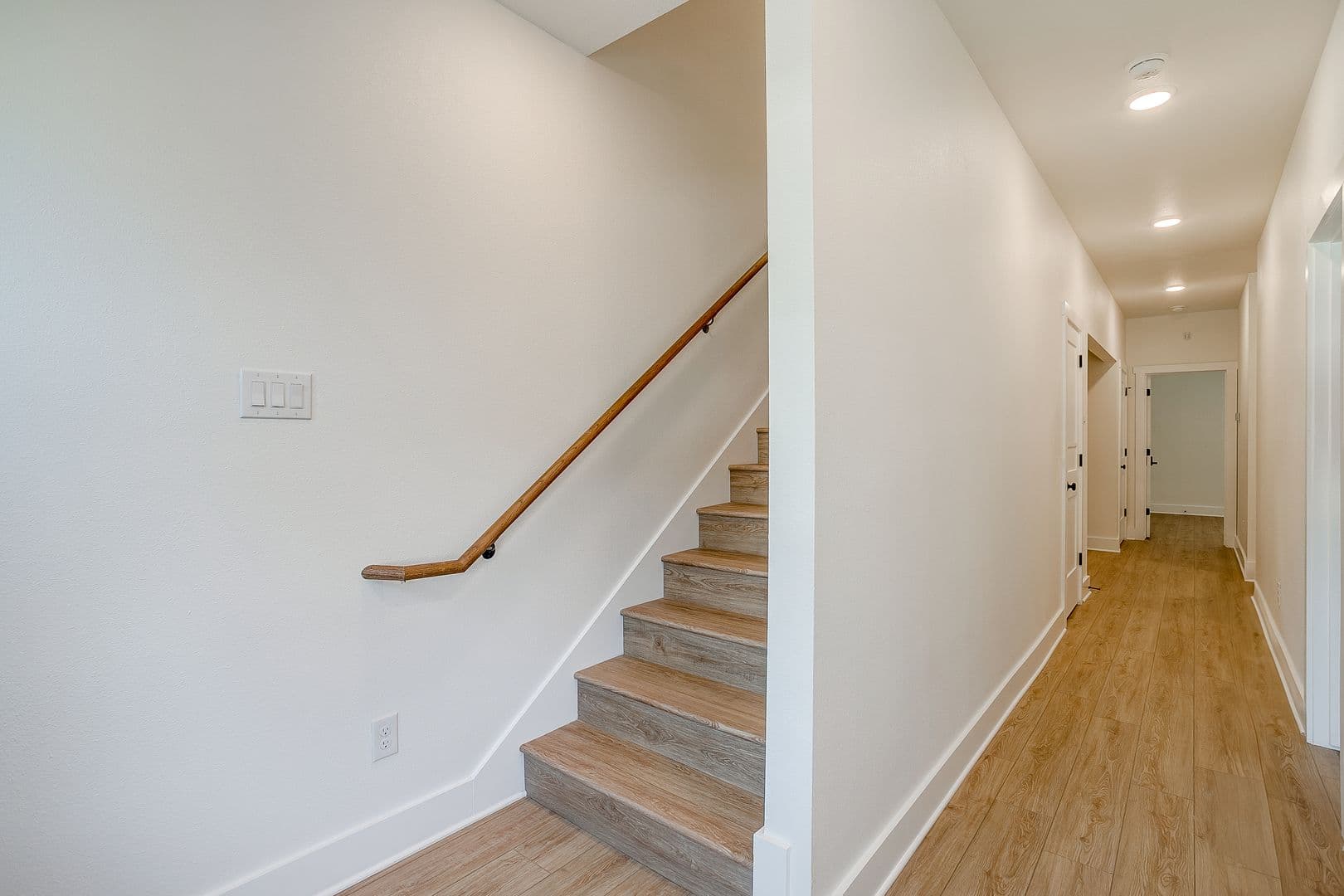 Fort Worth Apartment: 2347 Benbrook Blvd