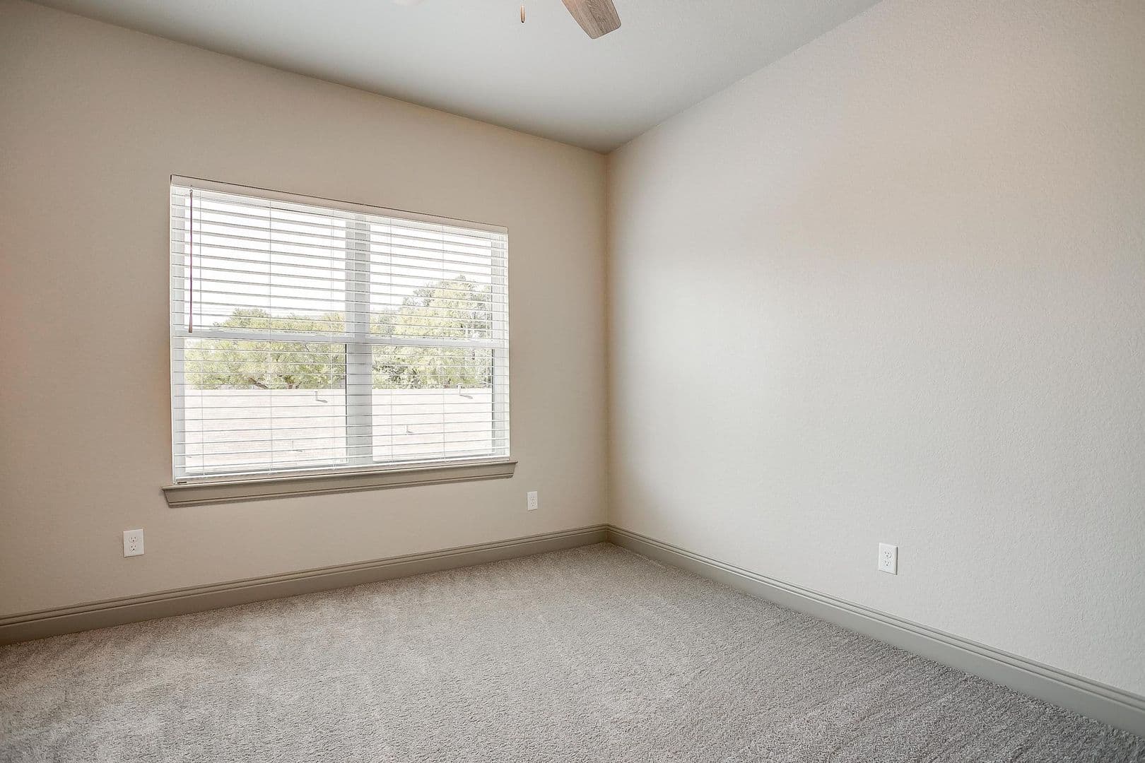 Fort Worth Apartment: 2832 Wayside Ave