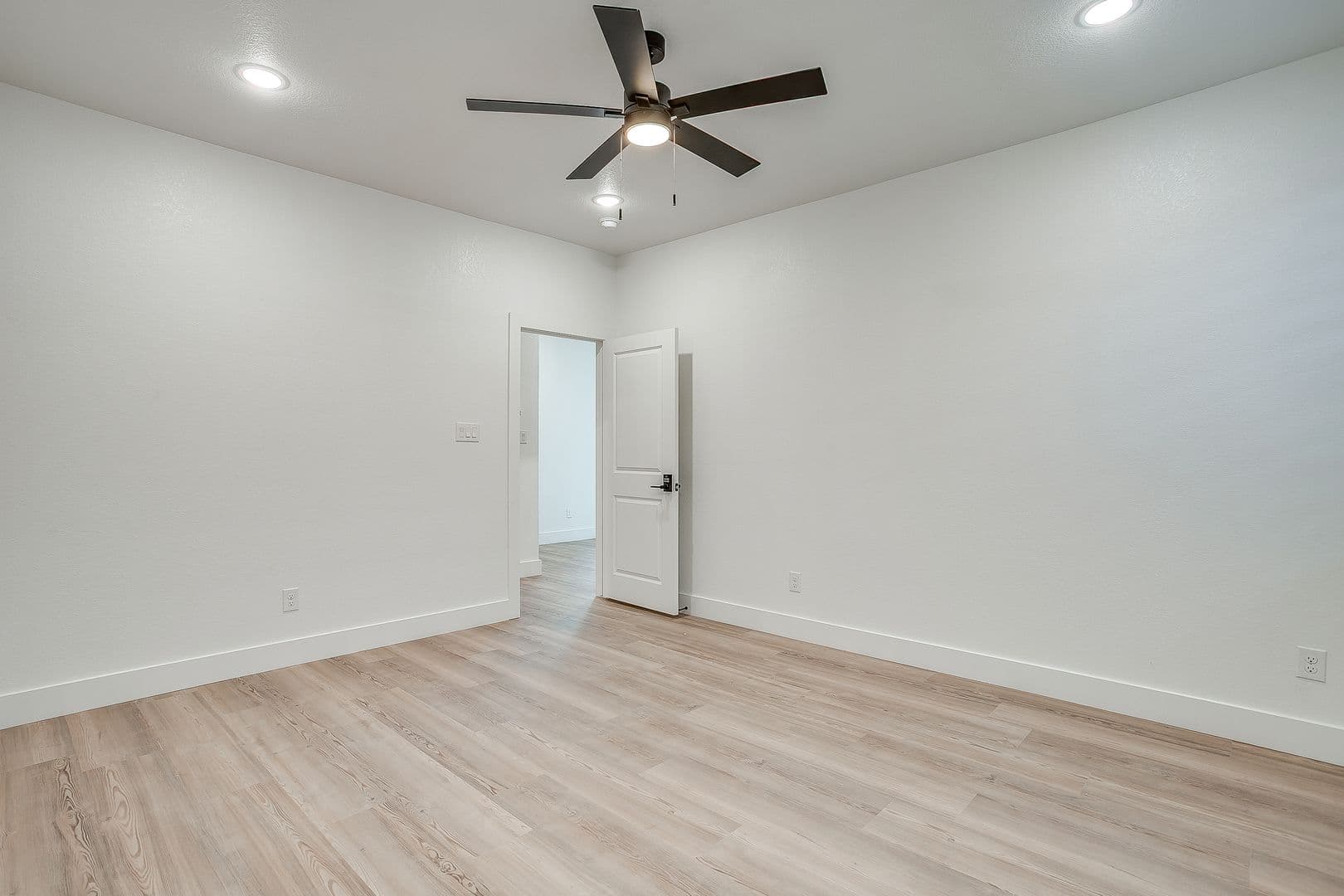 Fort Worth Apartment: 2822 Wayside Ave