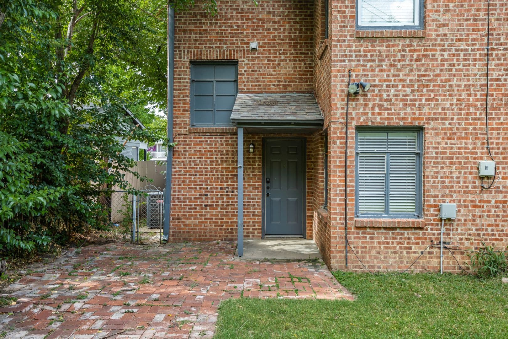 Fort Worth Apartment: 3605 Shelby Dr