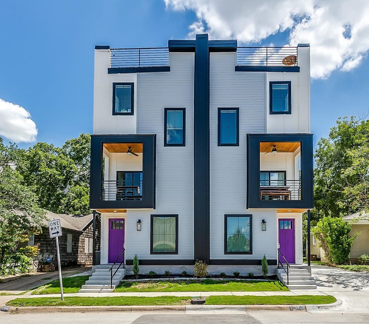 Fort Worth Apartment: 3131 McCart