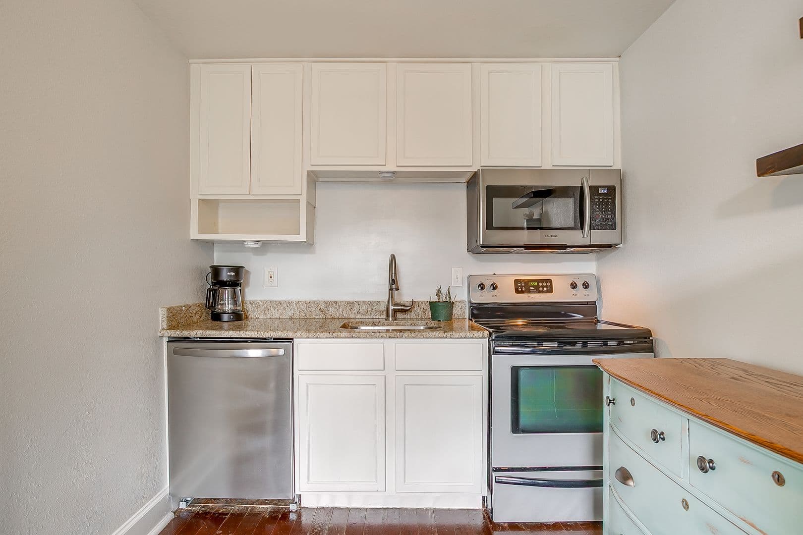 Fort Worth Apartment: 3256 Greene Ave