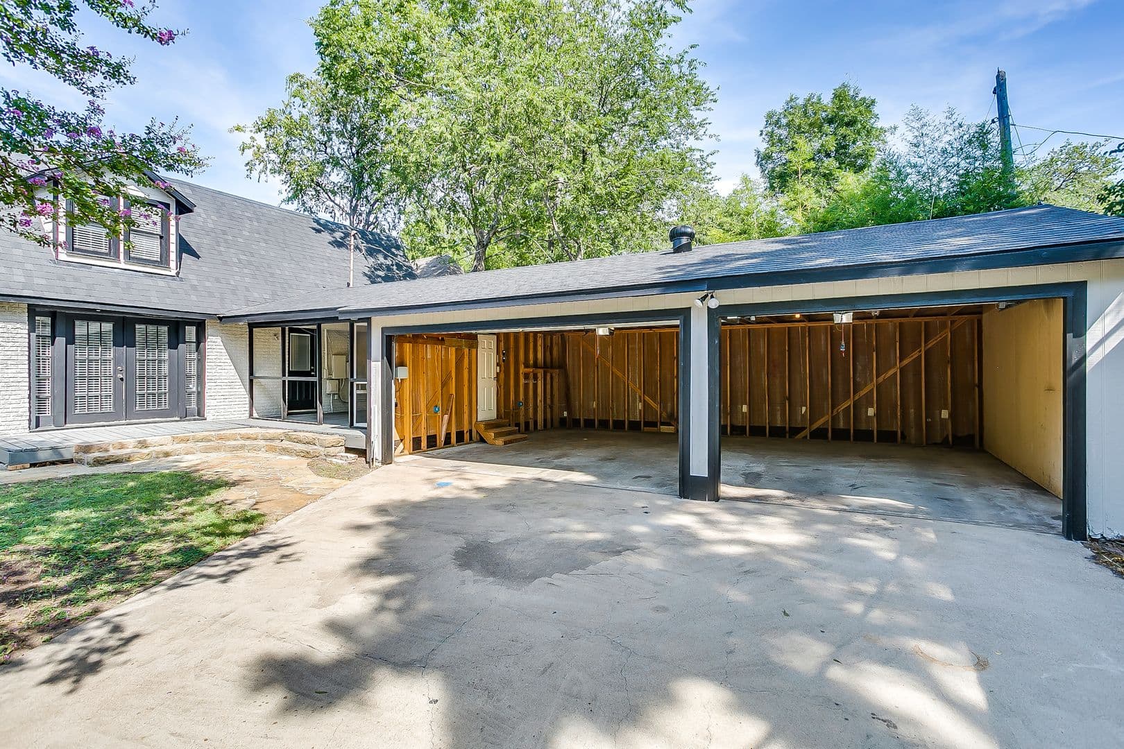 Fort Worth Apartment: 3257 Greene Ave