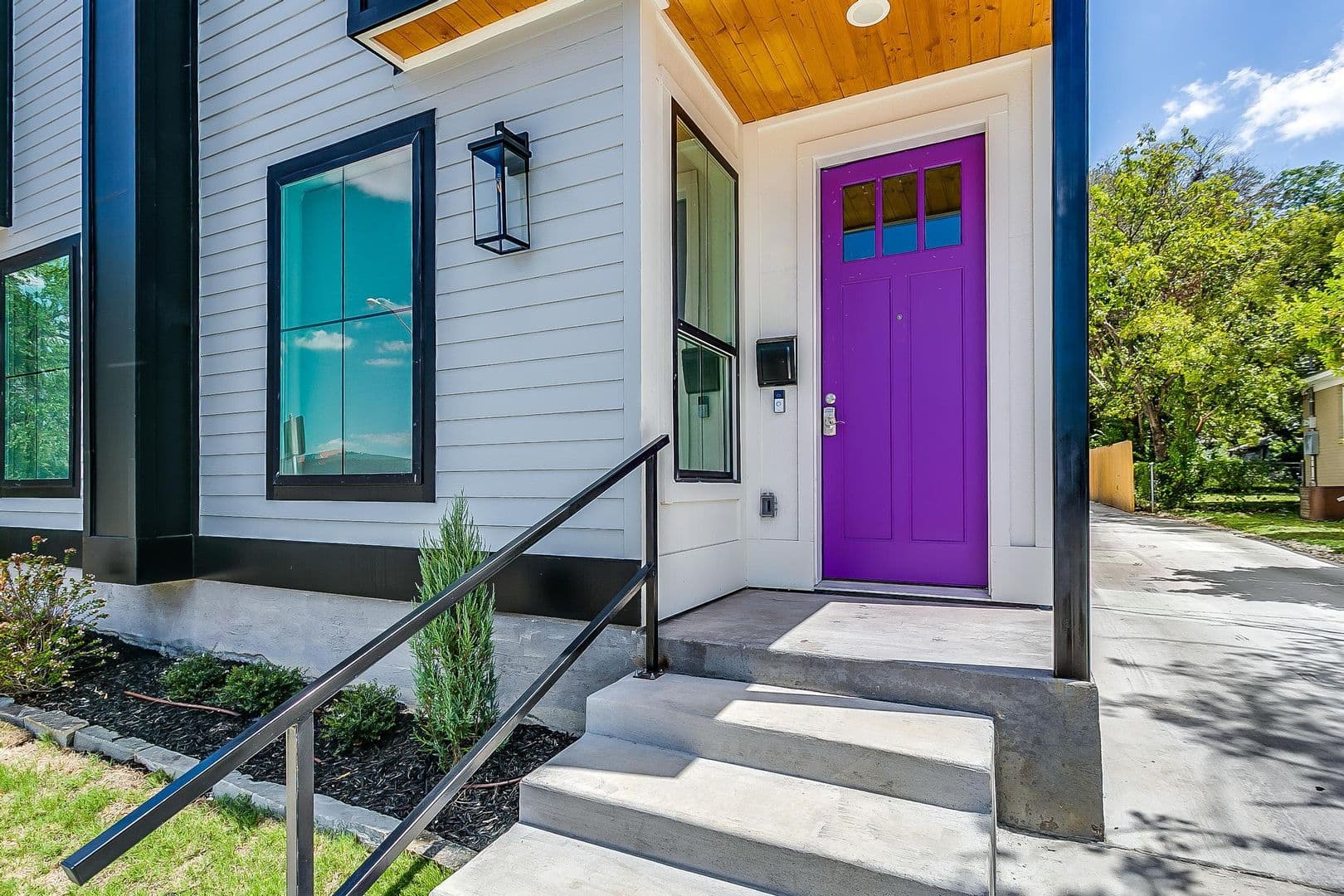 Fort Worth Apartment: 3131 McCart
