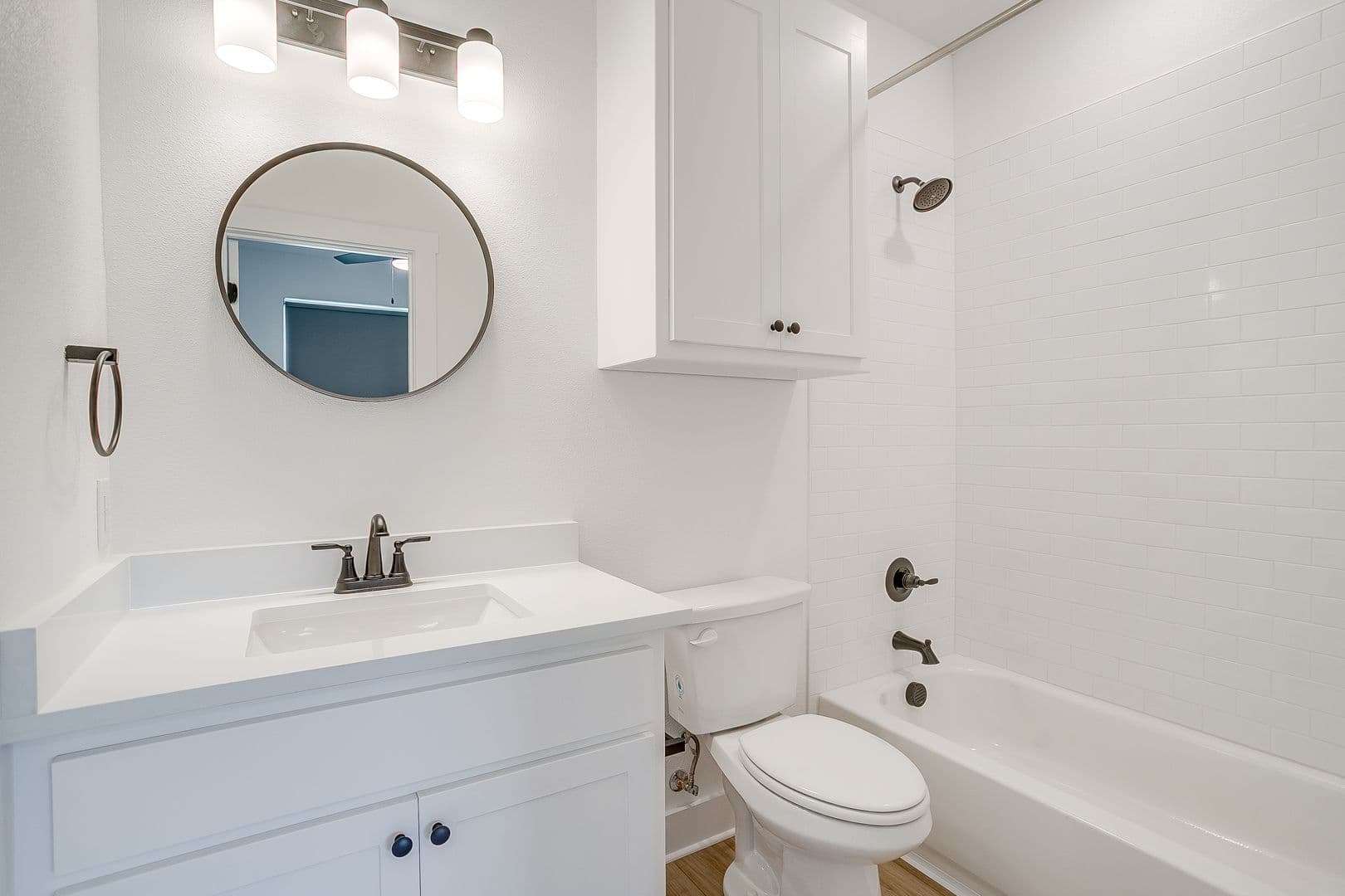 Fort Worth Apartment: 2347 Benbrook Blvd