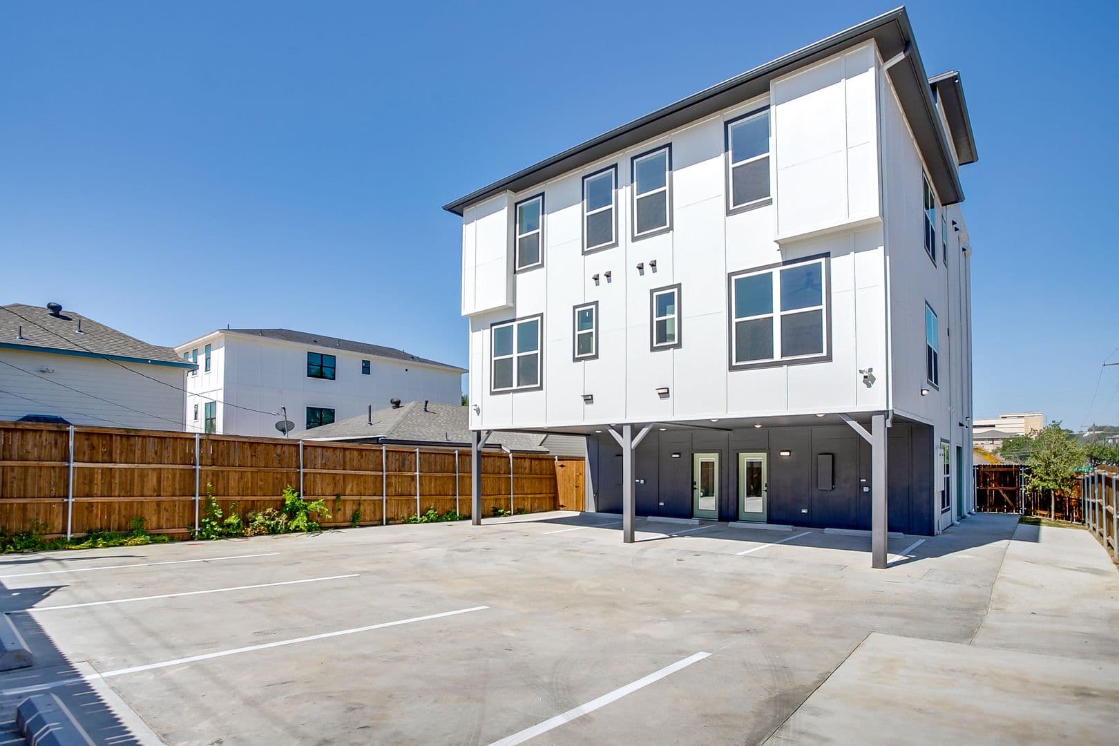 Fort Worth Apartment: 2803 Forest Park