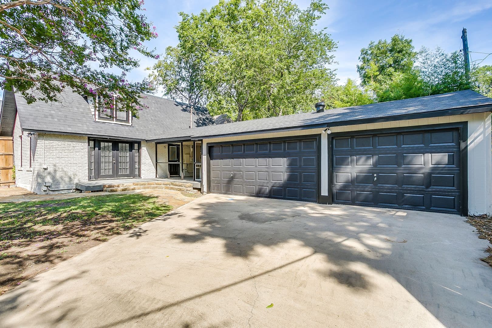 Fort Worth Apartment: 3257 Greene Ave