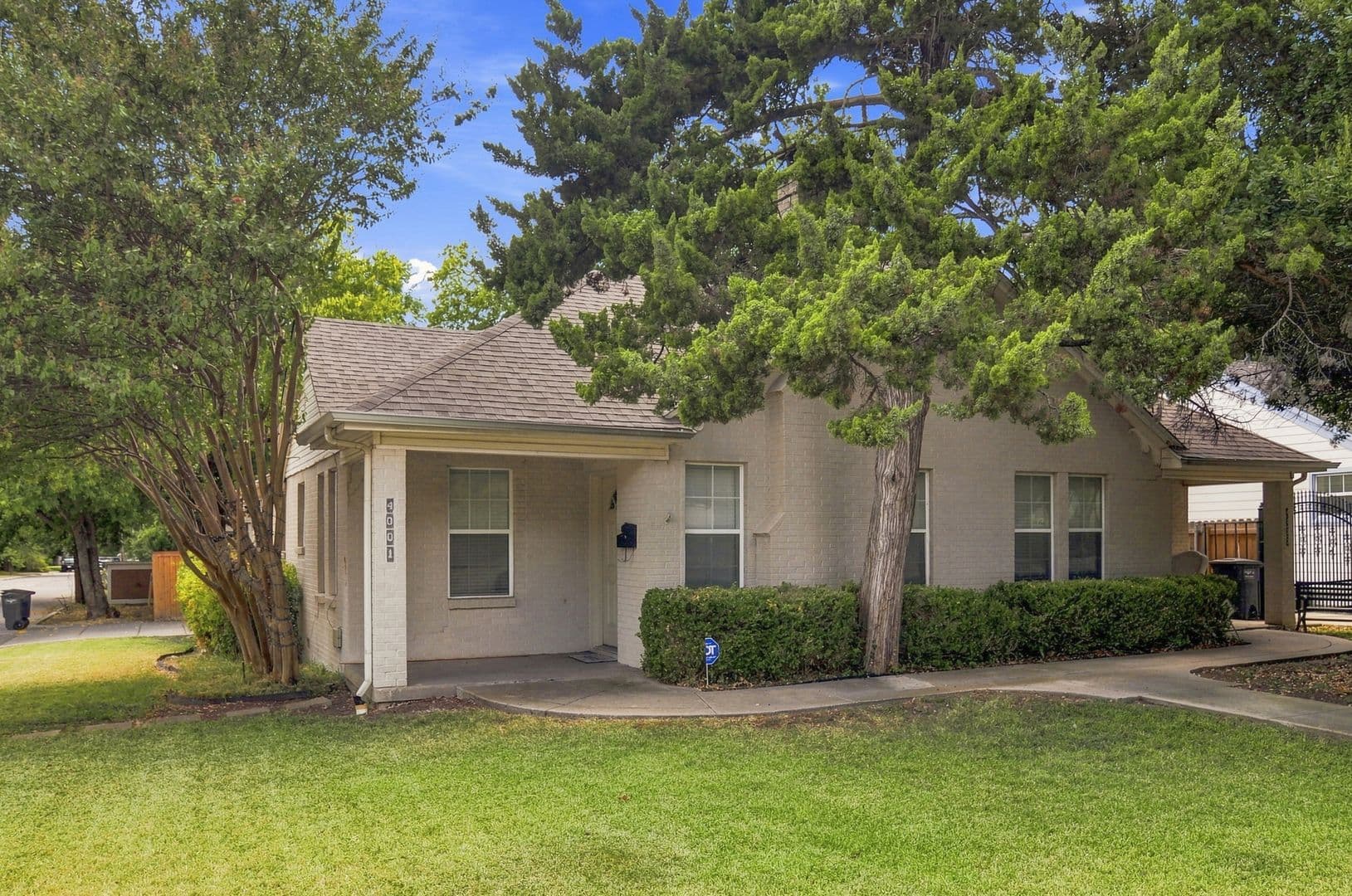 Fort Worth House: 4001 El Campo Avenue