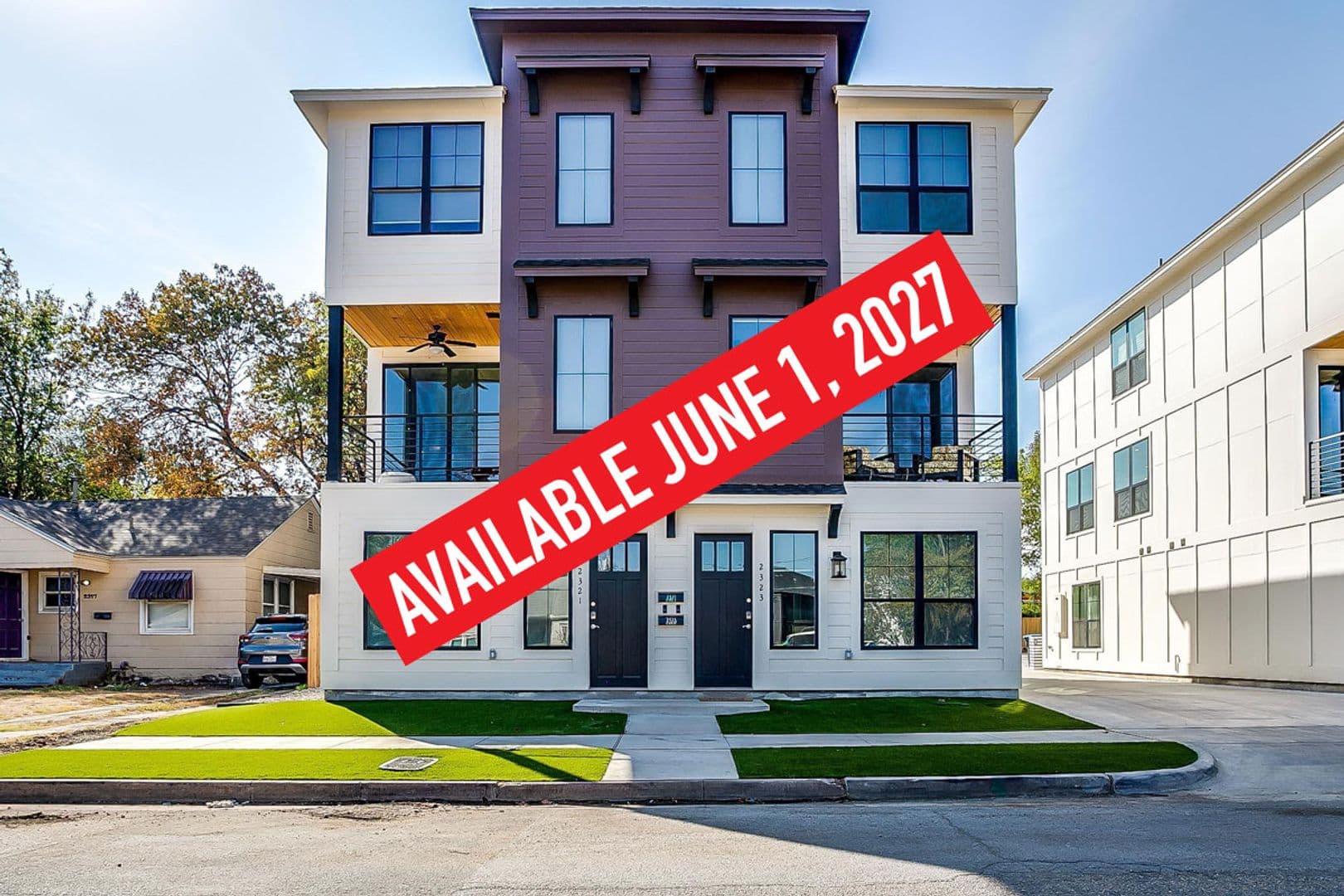 Fort Worth Apartment: 2323 Benbrook Blvd