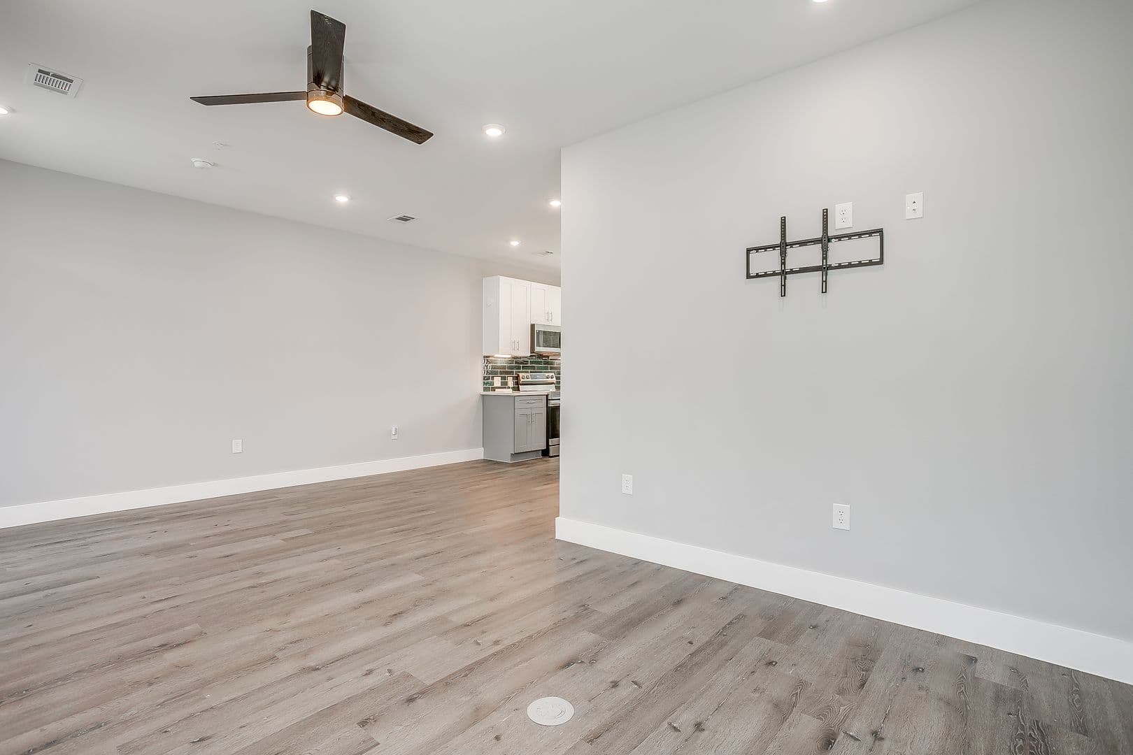 Fort Worth Apartment: 3144 Forest Park Blvd