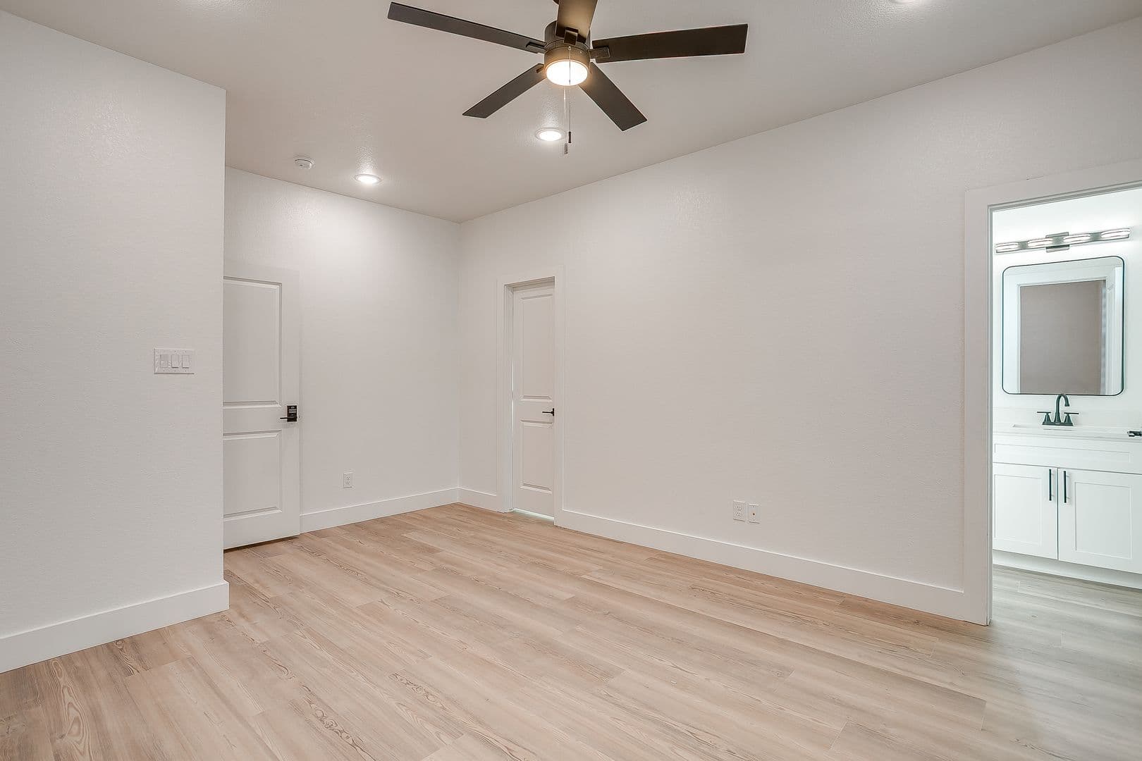 Fort Worth Apartment: 2820 Wayside Ave